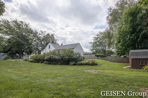 1011 S Pearl St, Belding, MI 48809 photo 20
