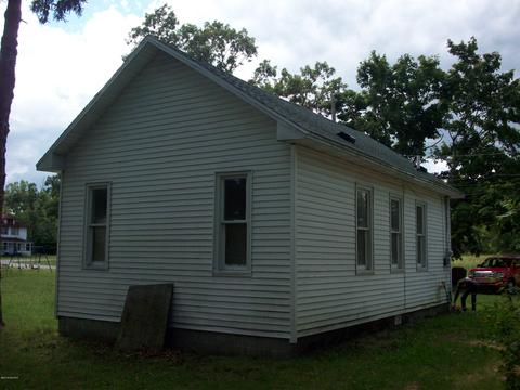 840 Oak St, Baldwin, MI 49304 photo 3