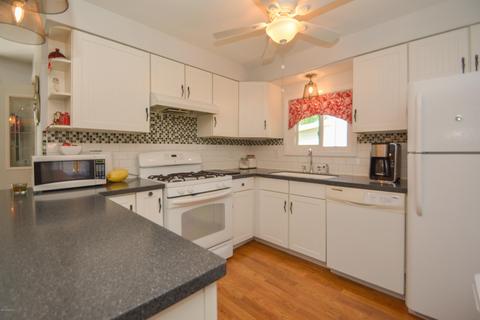 213 E Spruce St, Marshall, MI 49068 photo 10