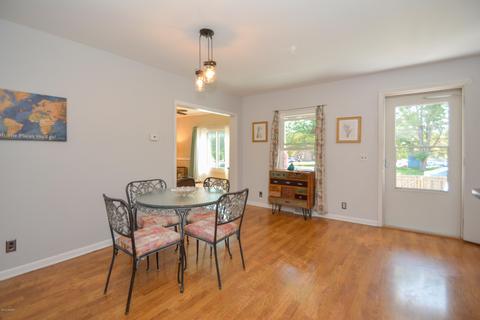 213 E Spruce St, Marshall, MI 49068 photo 9