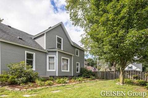 812 S Pearl St, Belding, MI 48809 photo 24