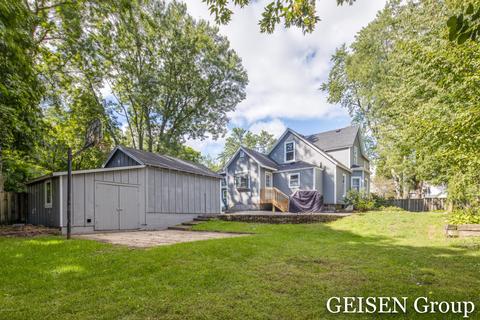 812 S Pearl St, Belding, MI 48809 photo 27