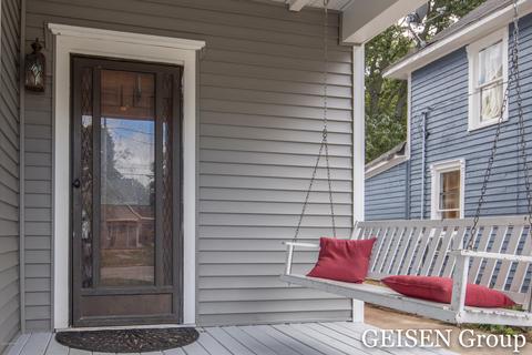 812 S Pearl St, Belding, MI 48809 photo 5