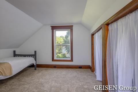 812 S Pearl St, Belding, MI 48809 photo 22