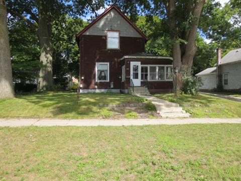 930 Kenwood Ave, Belding, MI 48809 photo 1