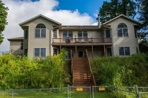 21605 Puterbaugh Ln, Cassopolis, MI 49031 photo 1