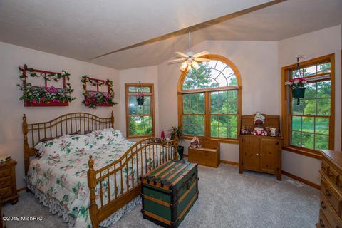 21605 Puterbaugh Ln, Cassopolis, MI 49031 photo 11