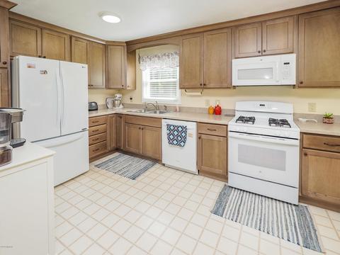 9565 N 16th St, Plainwell, MI 49080 photo 7