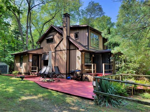 7284 Spring Bend Ln, Harbert, MI 49115 photo 1