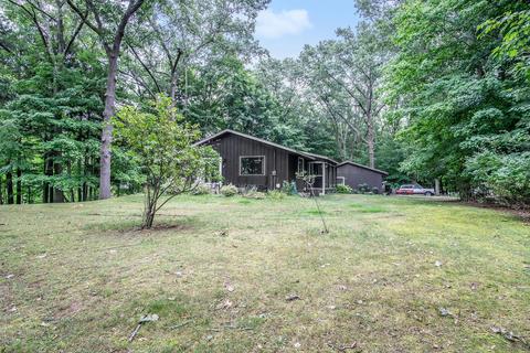 1396 Carleton St, Whitehall, MI 49461 photo 10