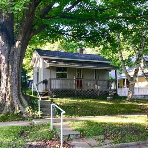 465 Third St, Manistee, MI 49660 photo 1