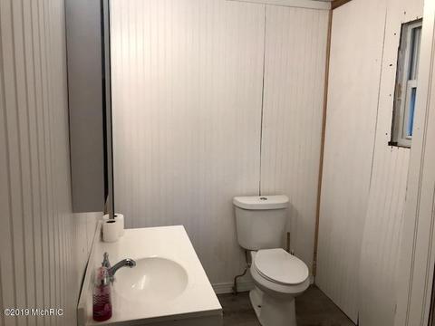 465 Third St, Manistee, MI 49660 photo 13