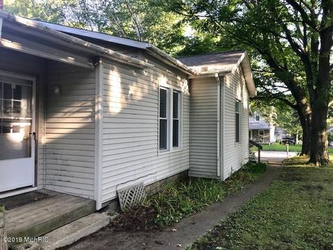 465 Third St, Manistee, MI 49660 photo 21