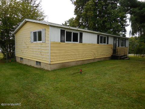 390 Kenneth Dr, Plainwell, MI 49080 photo 30