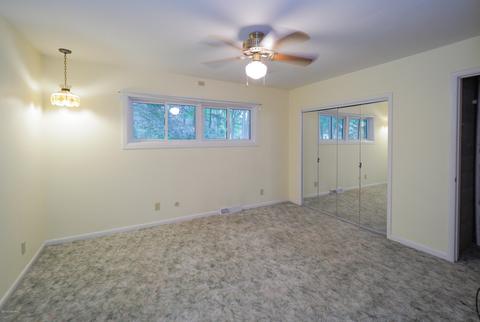 141 West St, Plainwell, MI 49080 photo 12