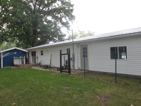 5891 E Pakes Rd, Crystal, MI 48818 photo 6