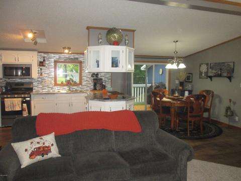 5891 E Pakes Rd, Crystal, MI 48818 photo 9