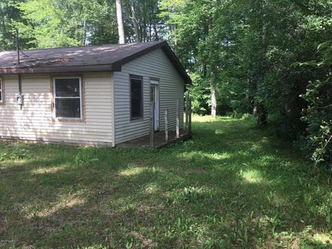 23391 Bluegill Rd, Sears, MI 49679 photo 5