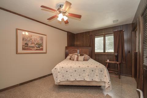 200 Hawthorne Rd, Marshall, MI 49068 photo 36