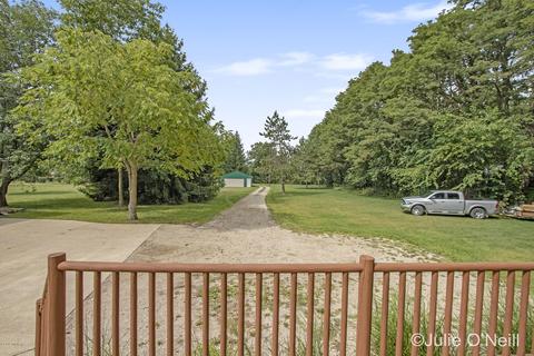4232 Olmstead Rd, Ionia, MI 48846 photo 10