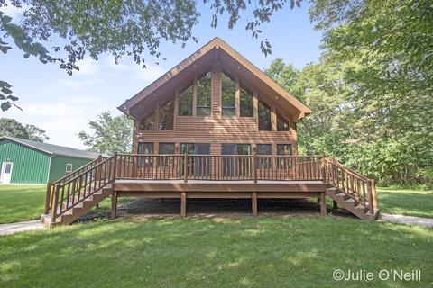 4232 Olmstead Rd, Ionia, MI 48846 photo 1