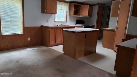 161 E Benjamin, Idlewild, MI 49642 photo 8