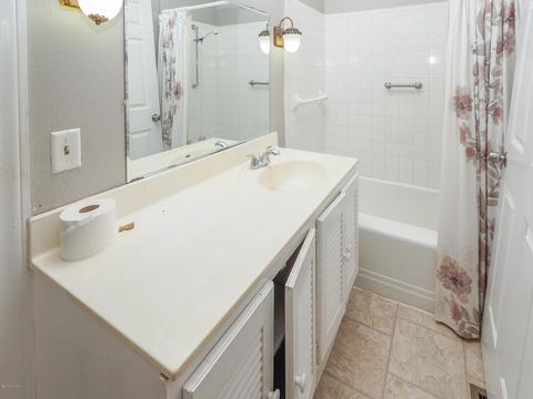 1534 E B Ave, Plainwell, MI 49080 photo 17