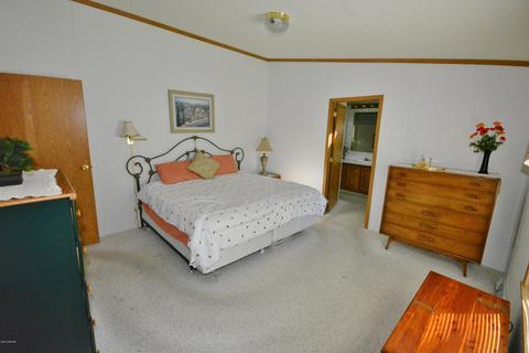 511 W Pine St, Edmore, MI 48829 photo 14