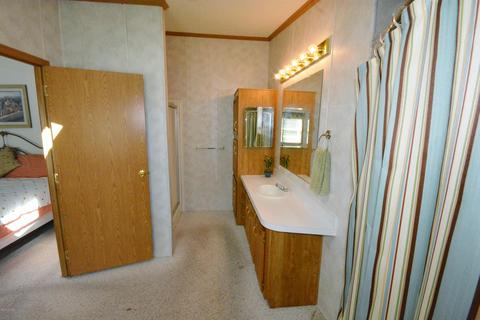 511 W Pine St, Edmore, MI 48829 photo 18