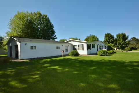 511 W Pine St, Edmore, MI 48829 photo 28