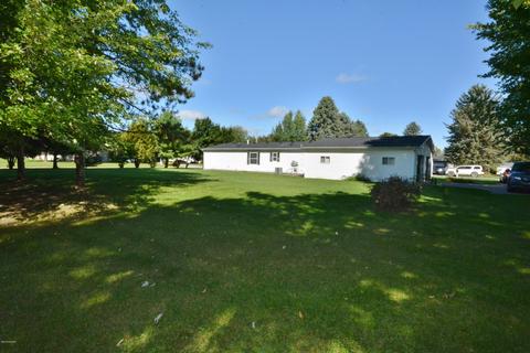 511 W Pine St, Edmore, MI 48829 photo 29