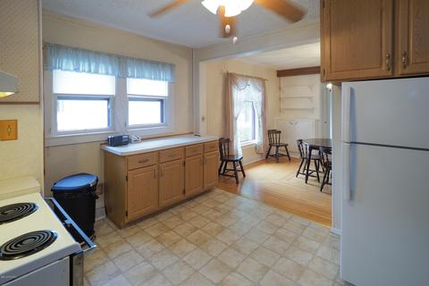 620 Pine St, Three Rivers, MI 49093 photo 11