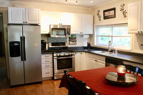 5511 M 89, Plainwell, MI 49080 photo 12