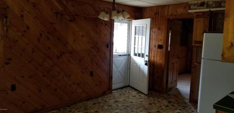 4448 E Tamarack Rd, Edmore, MI 48829 photo 7