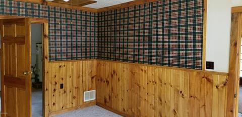 4448 E Tamarack Rd, Edmore, MI 48829 photo 10