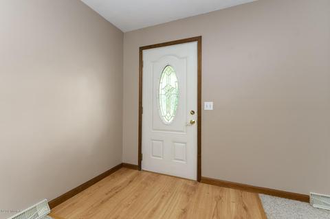 1069 Sir Knight Rd, Plainwell, MI 49080 photo 3