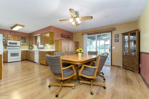 1069 Sir Knight Rd, Plainwell, MI 49080 photo 8