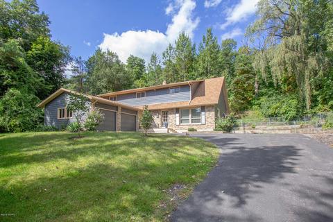 8081 Fulton St E, Ada, MI 49301 photo 2