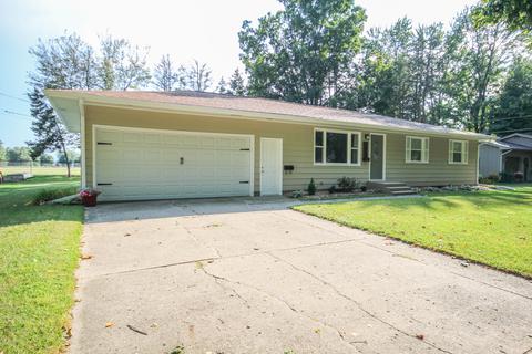 200 Cherry St, Constantine, MI 49042 photo 2