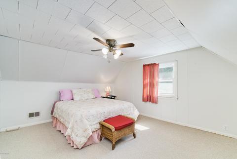 225 First Ave, Manistee, MI 49660 photo 13