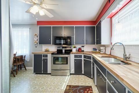 225 First Ave, Manistee, MI 49660 photo 30