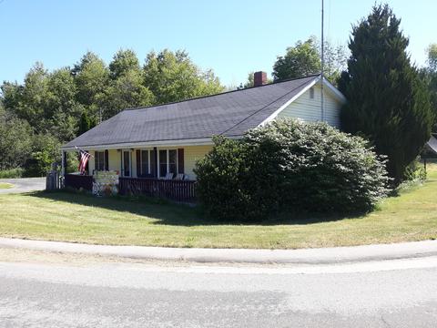 4985 Maple Rd, Manistee, MI 49660 photo 3