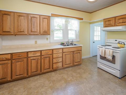 403 N Webster St, Augusta, MI 49012 photo 15
