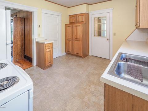 403 N Webster St, Augusta, MI 49012 photo 14
