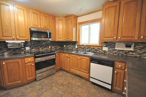 105 N Whites Bridge Rd, Belding, MI 48809 photo 2