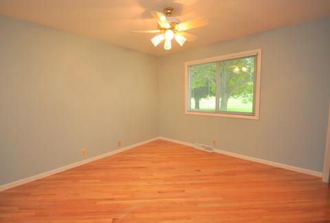105 N Whites Bridge Rd, Belding, MI 48809 photo 10
