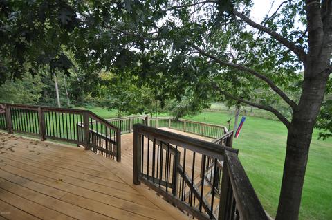 105 N Whites Bridge Rd, Belding, MI 48809 photo 17