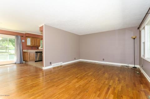 520 Hill Rd, Marshall, MI 49068 photo 2