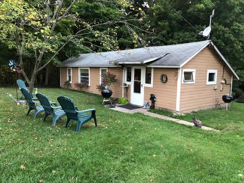 481 W Buffalo Rd, Galien, MI 49113 photo 1