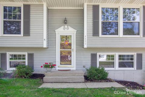 6652 Rix St SE, Ada, MI 49301 photo 4